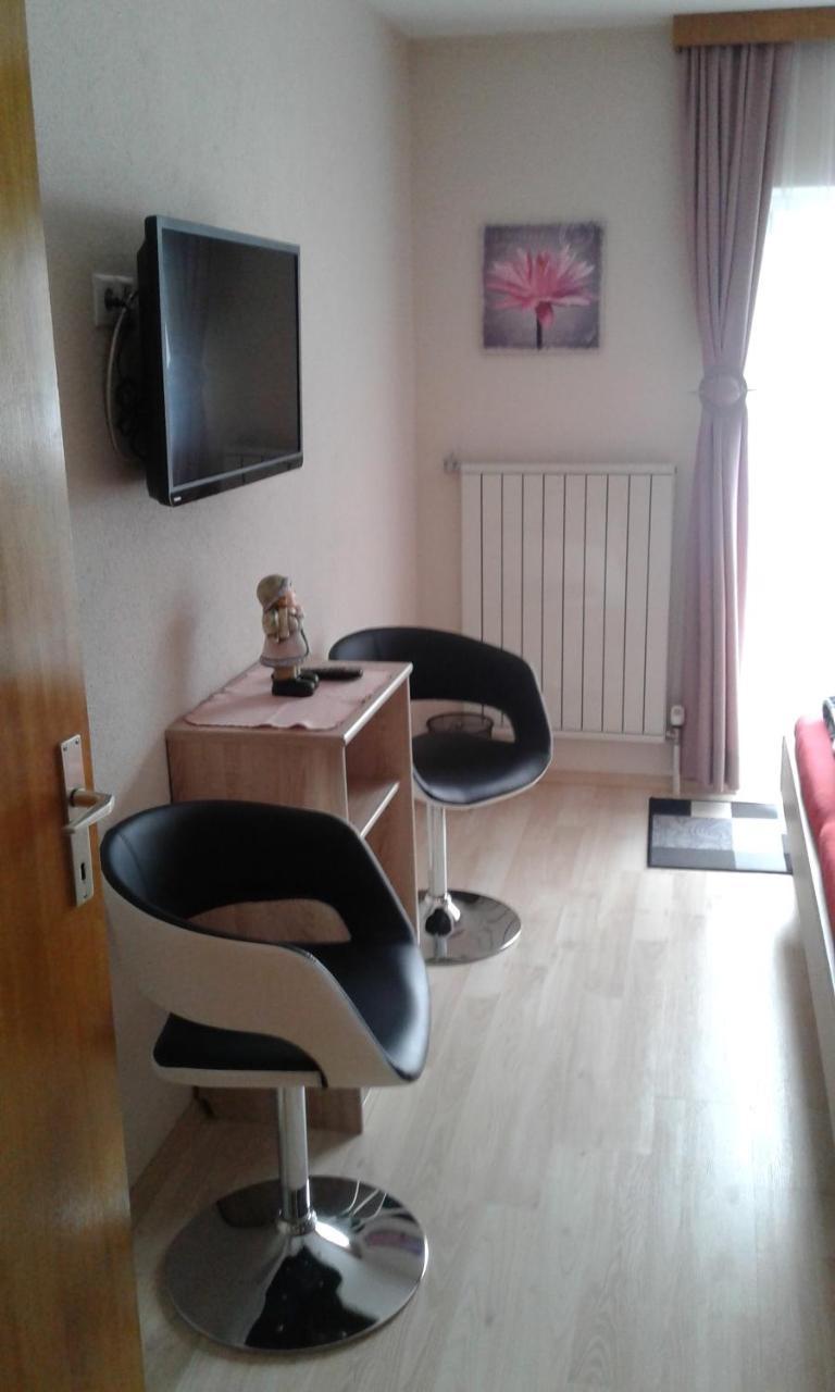 Biancas Ferienwohnung Im Haus Roswitha Tumpen Kültér fotó